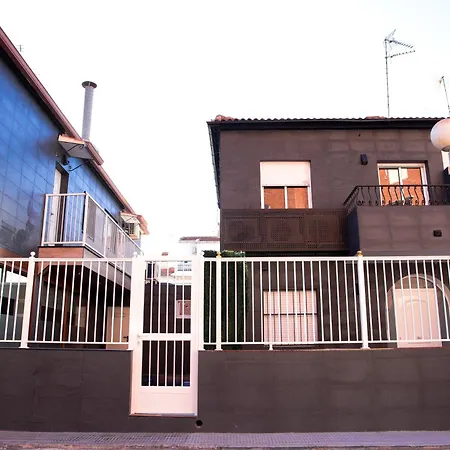 Zona Club Nautico Piscina Comunitaria 2 Holiday home *