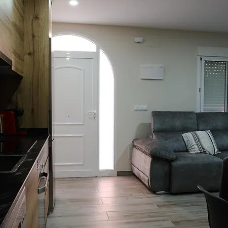 Holiday home Zona Club Nautico Piscina Comunitaria 2 *